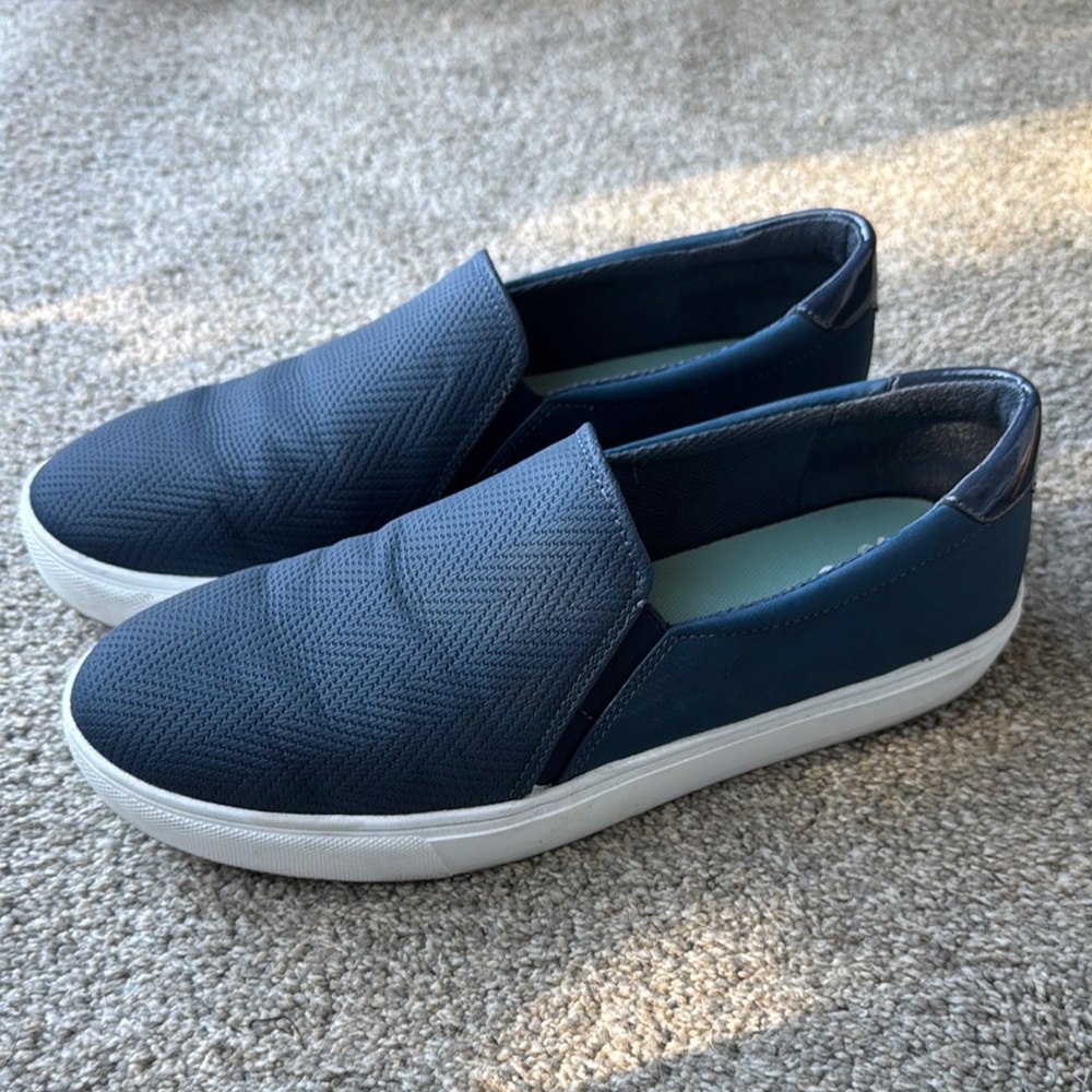 Dr. Scholl’s Navy Madison Sneaker